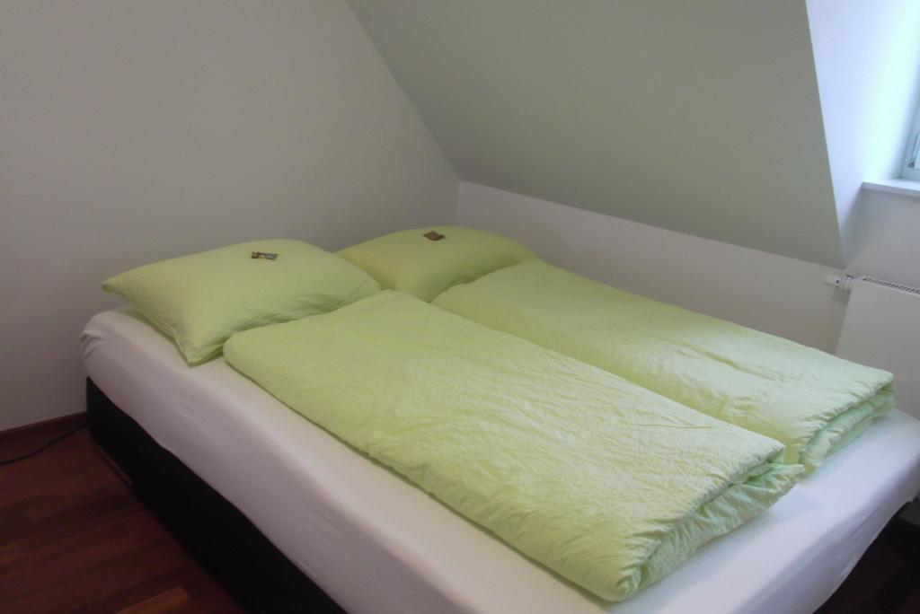 Jungingers Aparthotel Holzheim  Szoba fotó